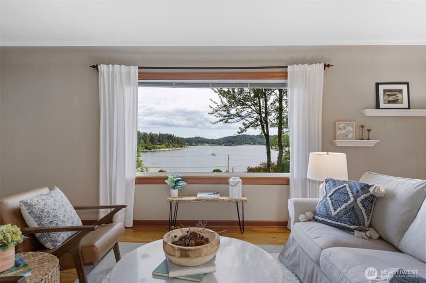 Property photo for 17164 Lemolo Shore Drive NE, Poulsbo photo 8