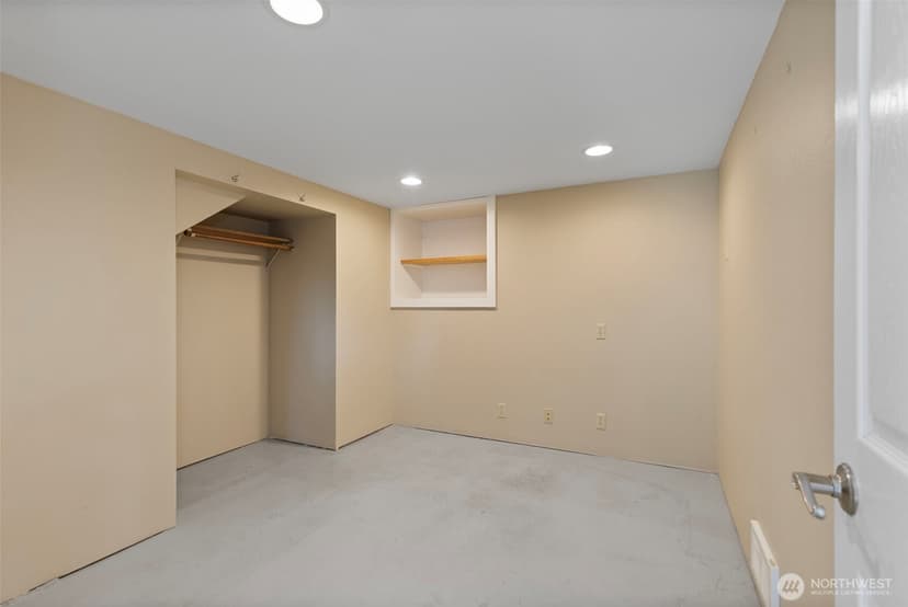 Property photo for 17164 Lemolo Shore Drive NE, Poulsbo photo 30