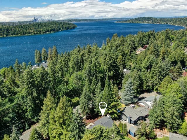 Property photo for 6530 W Mercer Way, Mercer Island photo 2