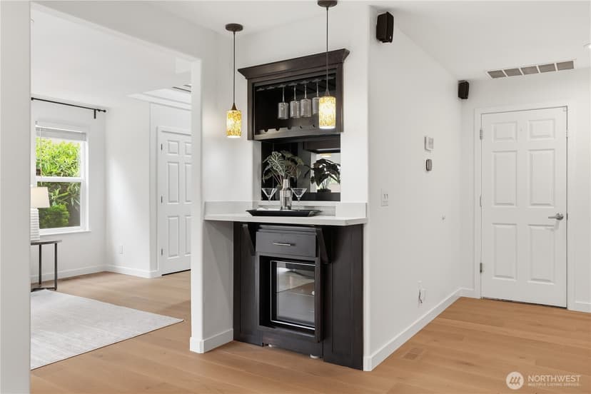 Property photo for 18 167th Place SW, Bothell photo 11