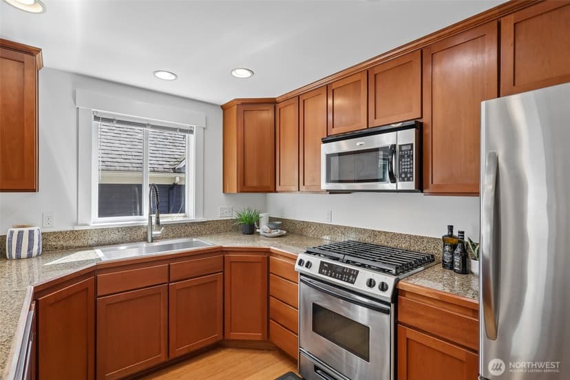Property photo for 938 NW 51st Street, Seattle photo 11