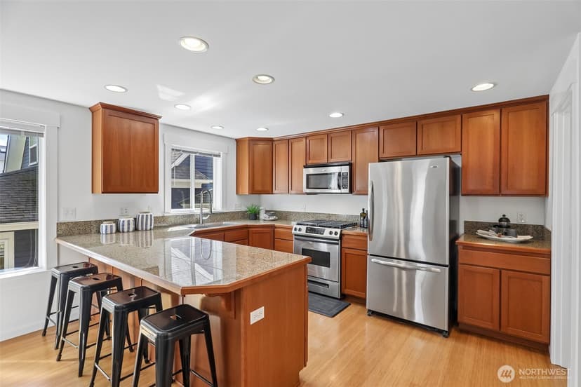 Property photo for 938 NW 51st Street, Seattle photo 13