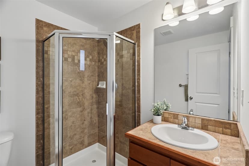 Property photo for 938 NW 51st Street, Seattle photo 5