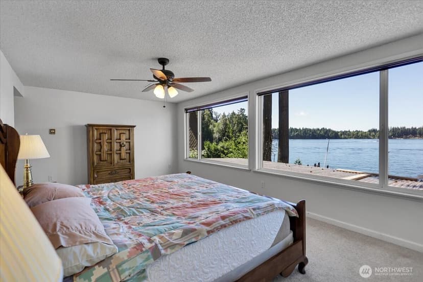 Property photo for 15402 Rose Road SW, Lakewood photo 15