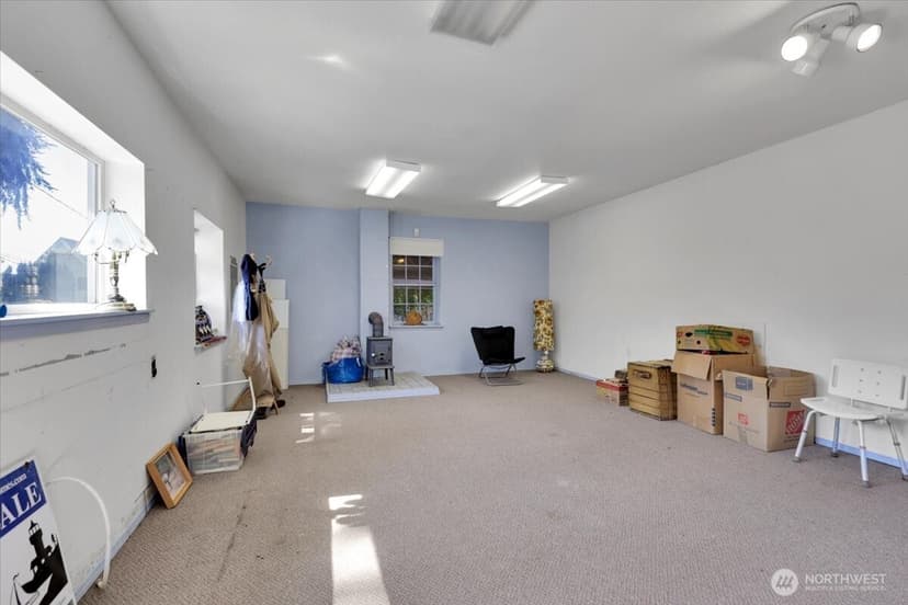 Property photo for 15402 Rose Road SW, Lakewood photo 30