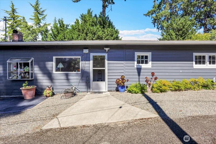 Property photo for 15402 Rose Road SW, Lakewood photo 29