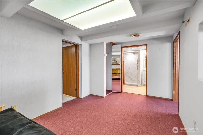 Property photo for 15402 Rose Road SW, Lakewood photo 22
