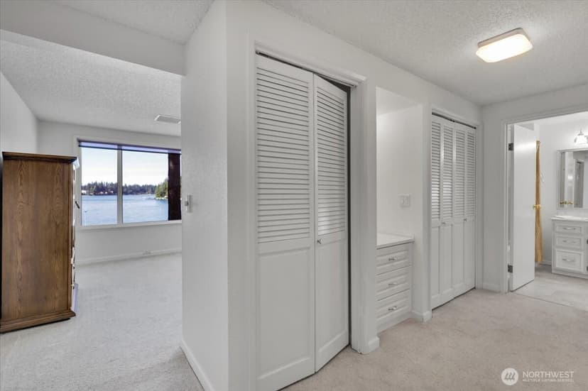 Property photo for 15402 Rose Road SW, Lakewood photo 16