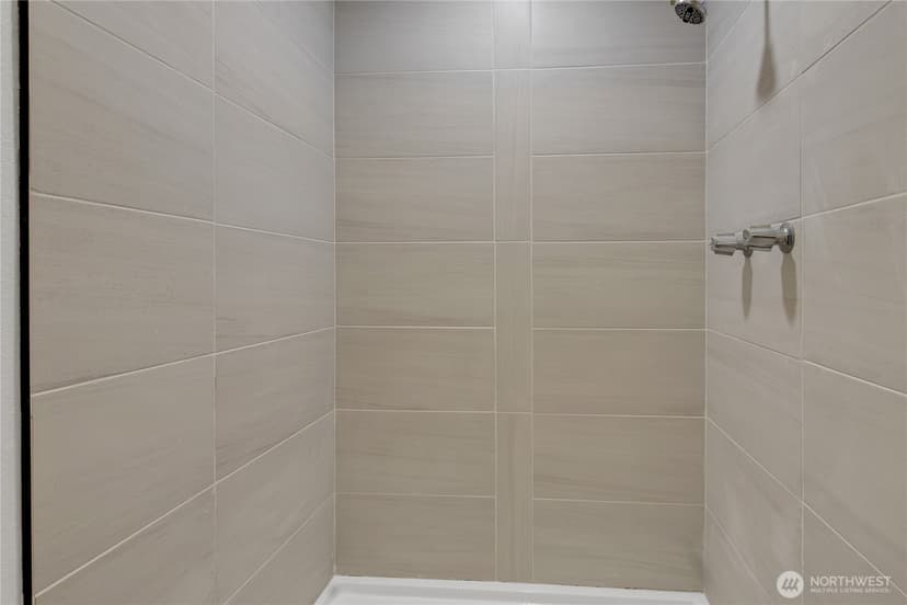 Property photo for 7109 106th Street E, Puyallup photo 14