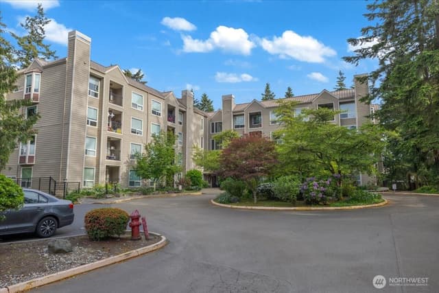 Property photo for 823 N 161st Place #405, Shoreline