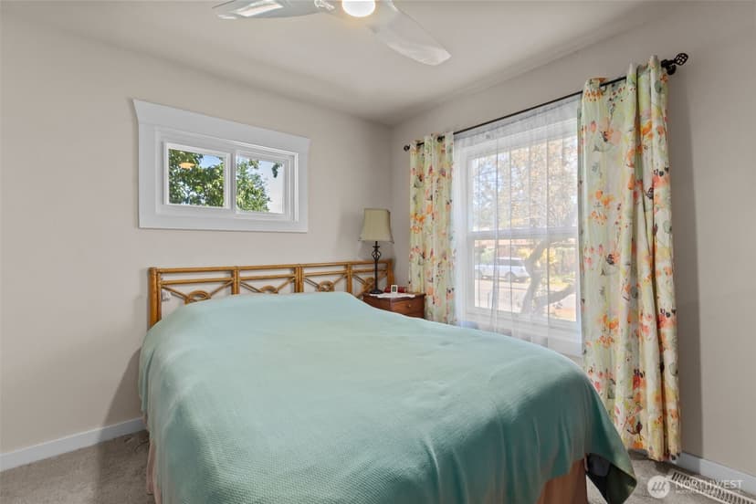 Property photo for 12419 20th Avenue S, Seattle photo 10