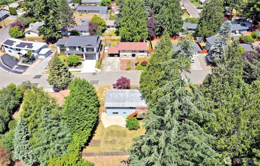 Property photo for 10417 NE 142 Street, Kirkland photo 26