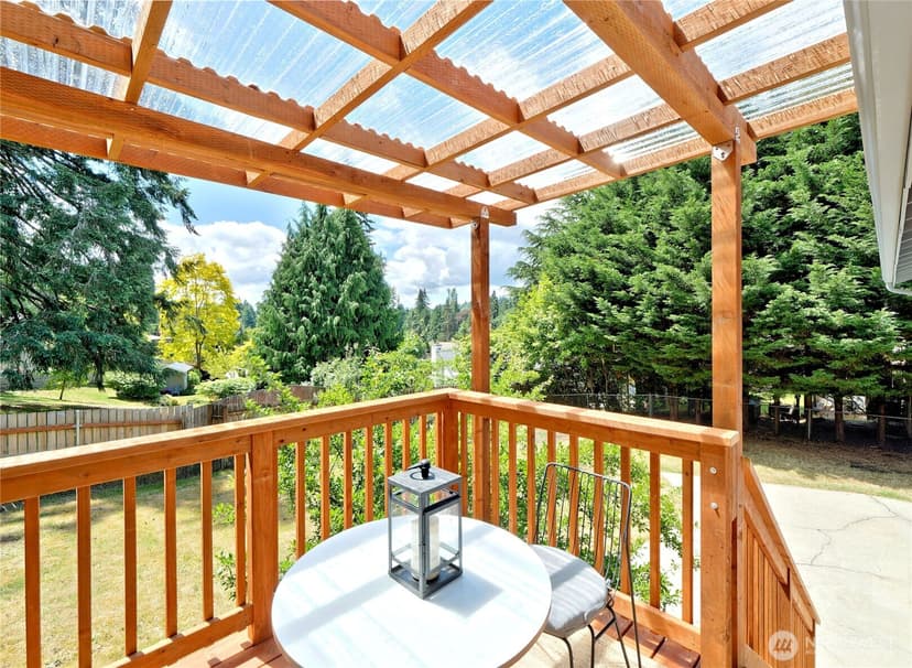 Property photo for 10417 NE 142 Street, Kirkland photo 11