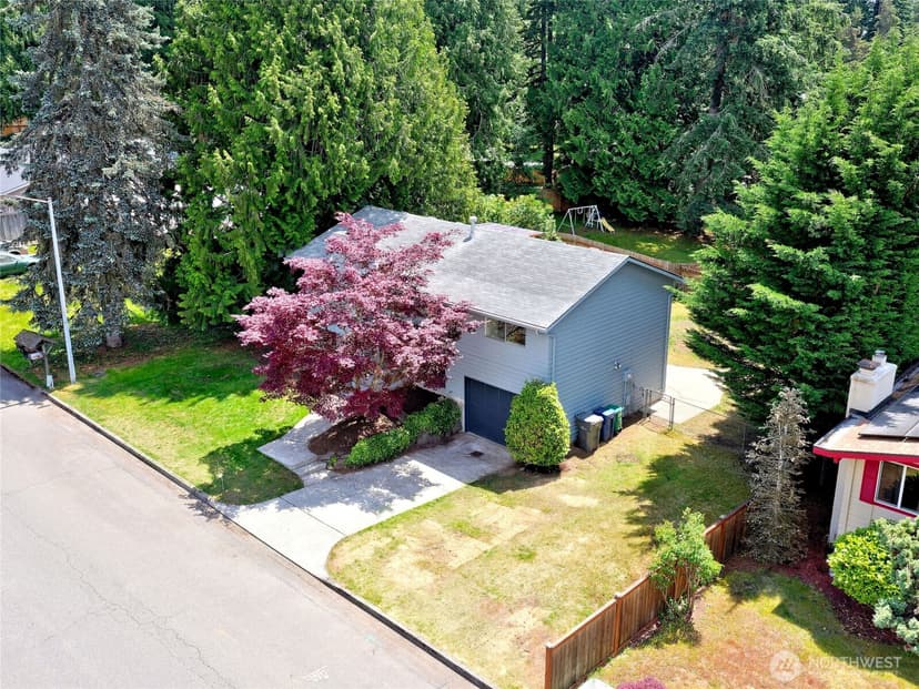 Property photo for 10417 NE 142 Street, Kirkland photo 24