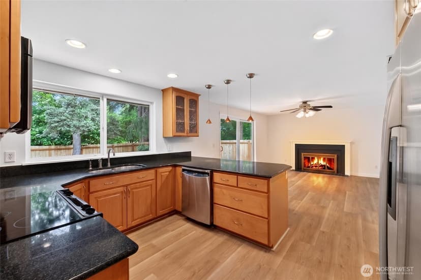 Property photo for 31756 42nd Avenue SW, Federal Way photo 14