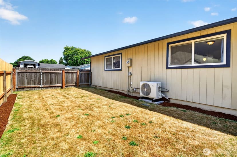 Property photo for 1514 52nd Street NE, Tacoma photo 28