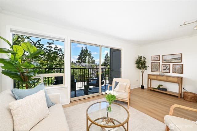 Property photo for 4219 Whitman Avenue N #4, Seattle photo 2