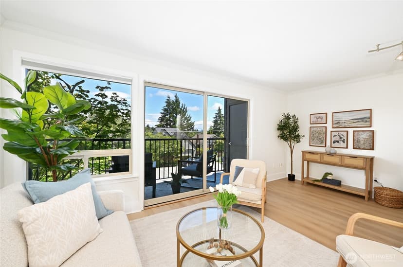 Property photo for 4219 Whitman Avenue N #4, Seattle photo 2