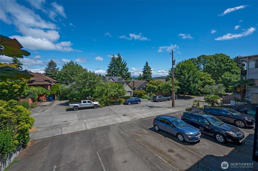 Property photo for 4219 Whitman Avenue N #4, Seattle photo 25