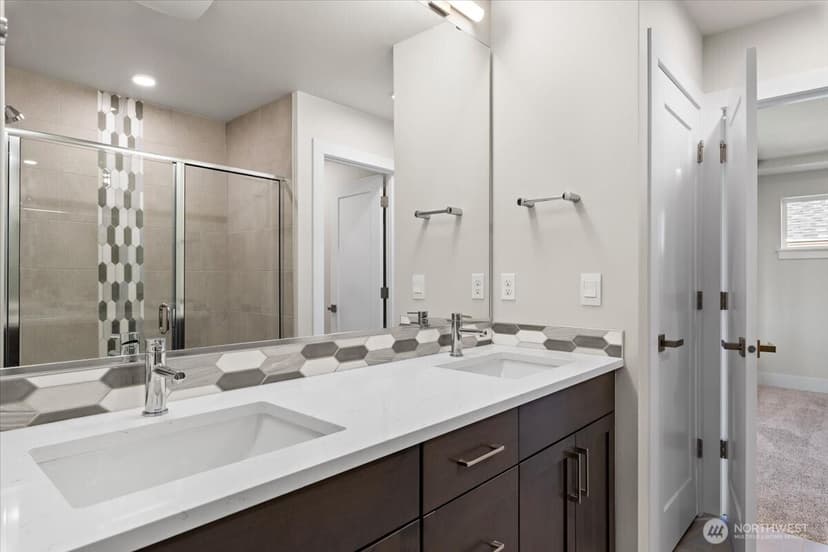 Property photo for 17915 Sunset Road, Bothell photo 25