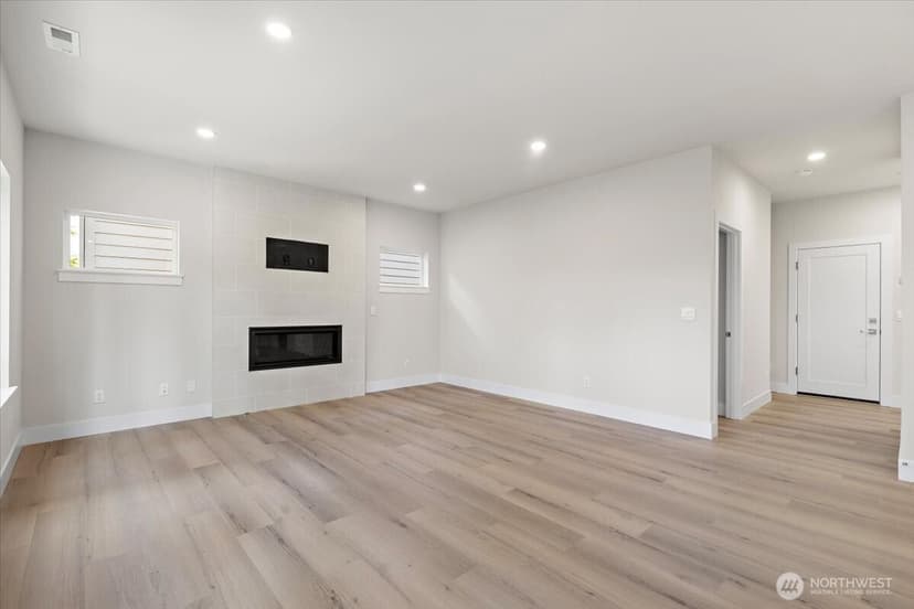 Property photo for 17915 Sunset Road, Bothell photo 16
