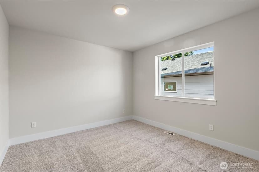 Property photo for 17915 Sunset Road, Bothell photo 29