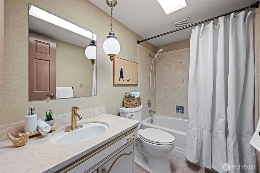 Property photo for 655 Main Street #305, Edmonds photo 21