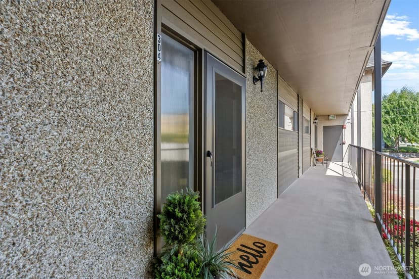 Property photo for 655 Main Street #305, Edmonds photo 5