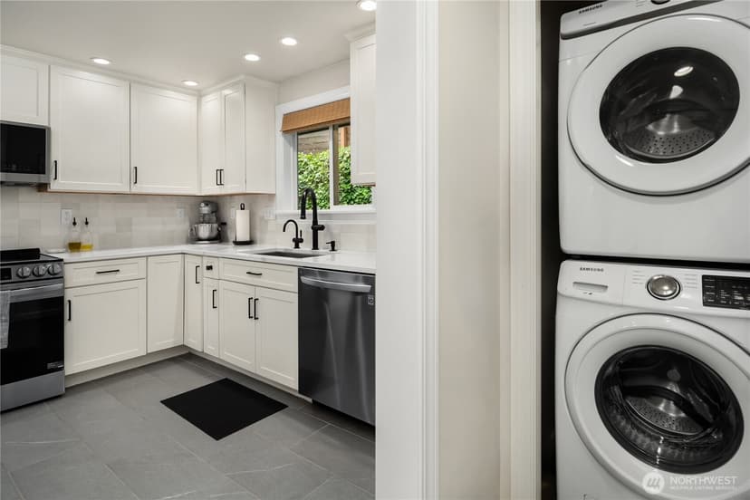 Property photo for 717 W Cremona Street, Seattle photo 16