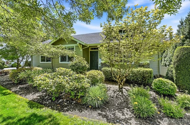 Property photo for 23753 NE Twinberry Way, Redmond photo 2