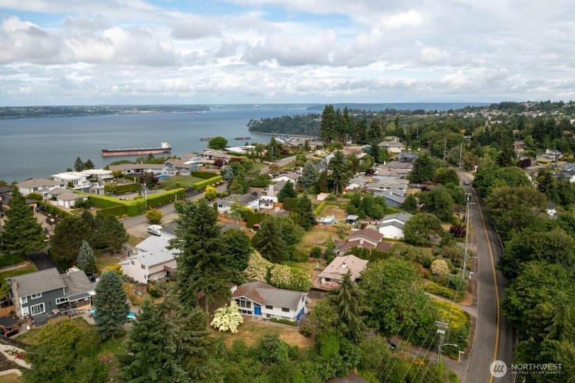 Property photo for 1702 Browns Point Boulevard, Tacoma photo 32