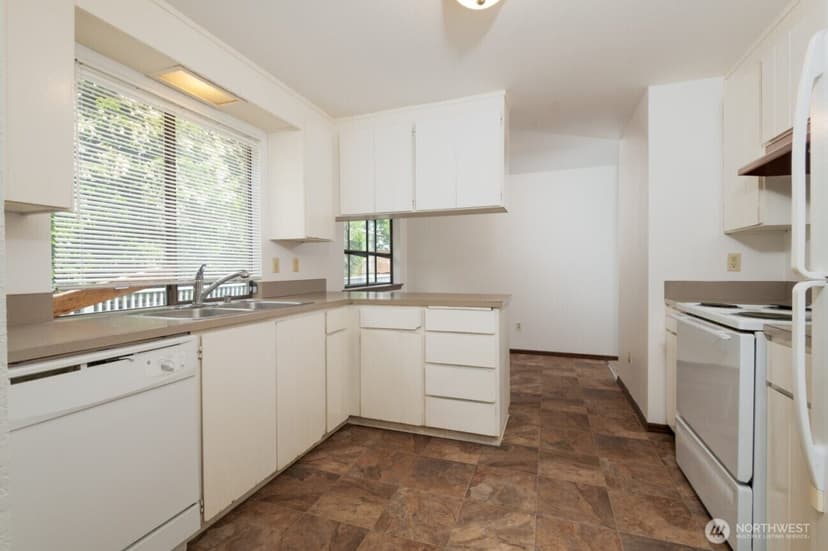 Property photo for 1702 Browns Point Boulevard, Tacoma photo 12