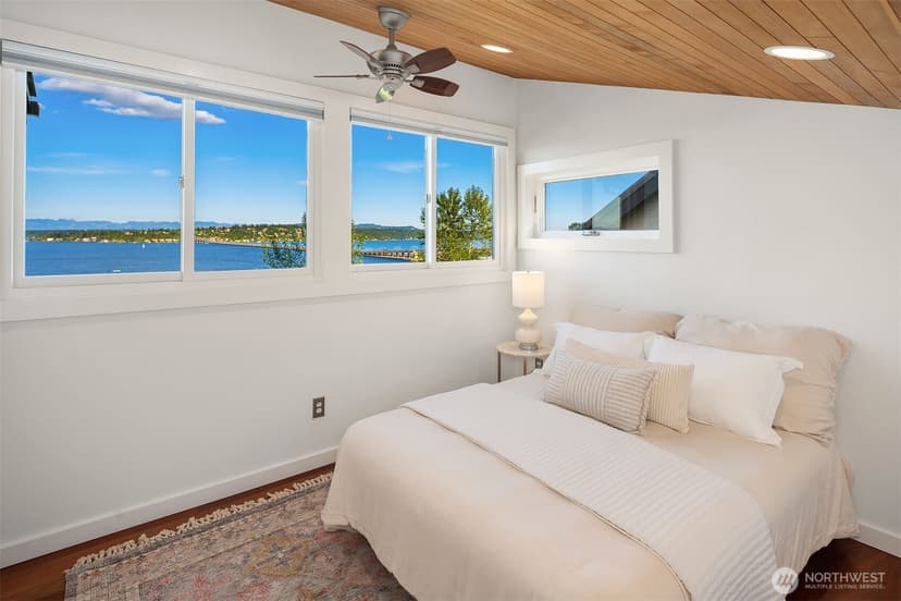 Property photo for 917 Lake Washington Boulevard S, Seattle photo 28