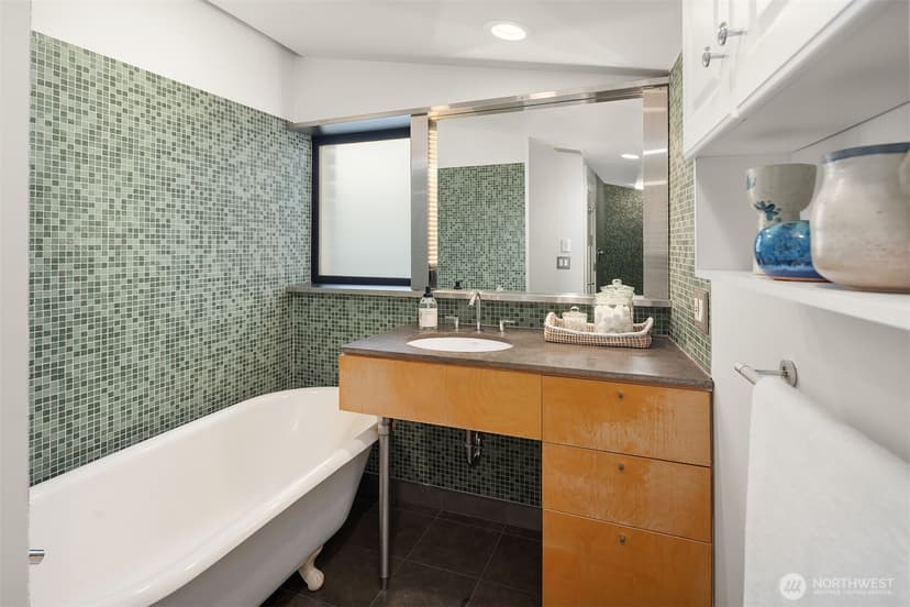 Property photo for 917 Lake Washington Boulevard S, Seattle photo 34