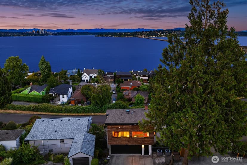Property photo for 917 Lake Washington Boulevard S, Seattle photo 38