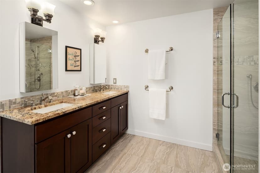 Property photo for 917 Lake Washington Boulevard S, Seattle photo 25