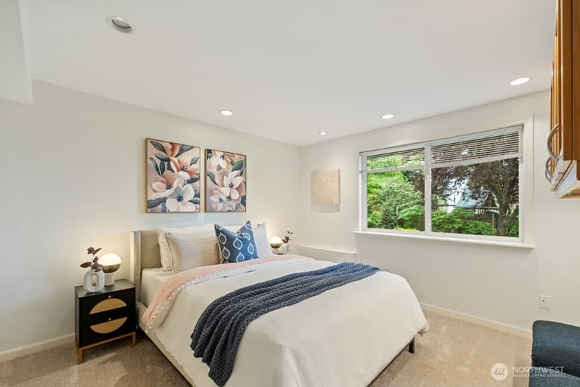 Property photo for 1623 2nd Street, Kirkland photo 29