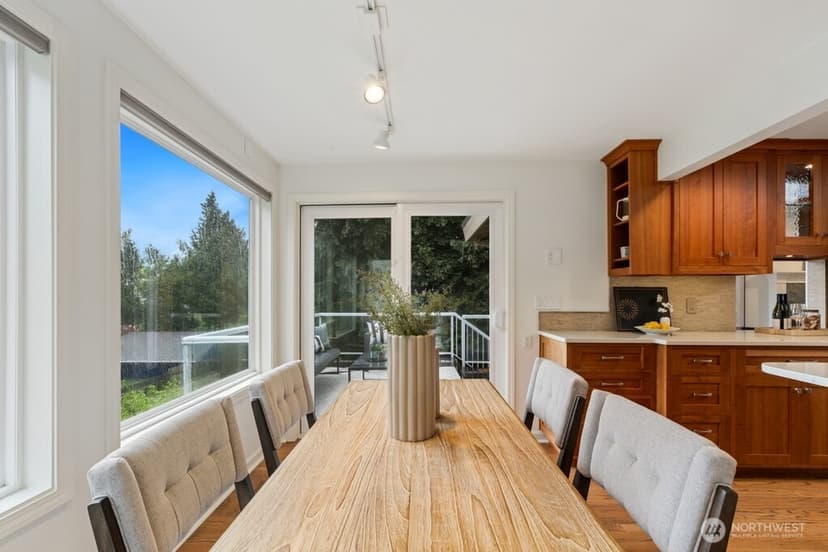 Property photo for 1623 2nd Street, Kirkland photo 10