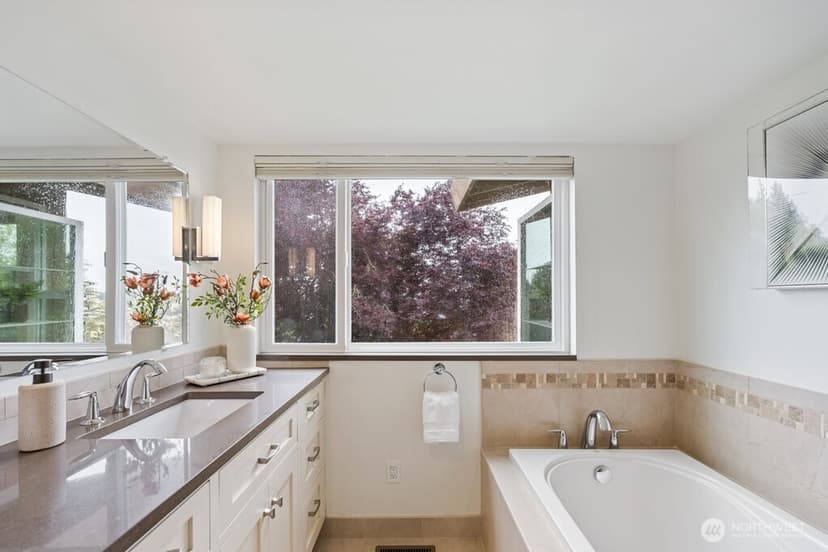 Property photo for 1623 2nd Street, Kirkland photo 18
