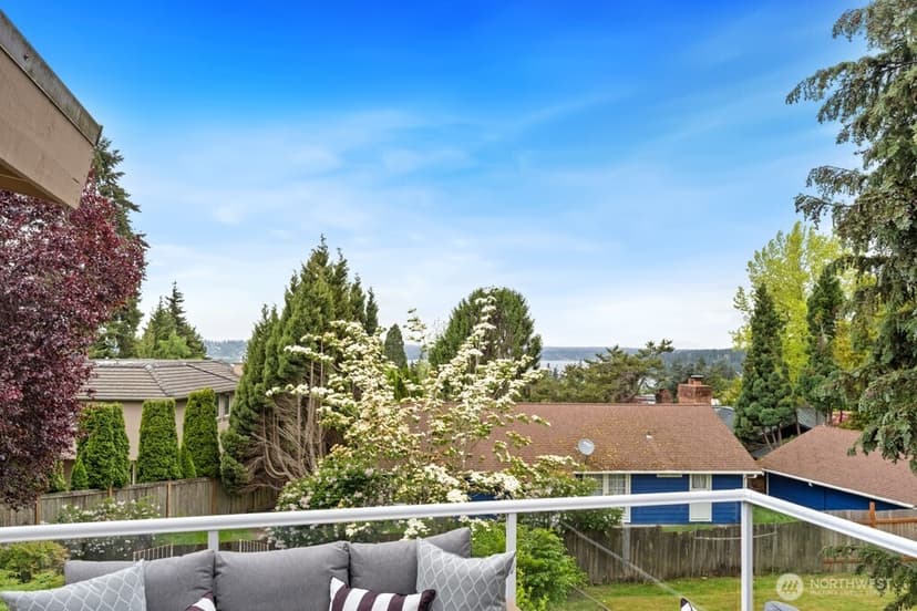 Property photo for 1623 2nd Street, Kirkland photo 12
