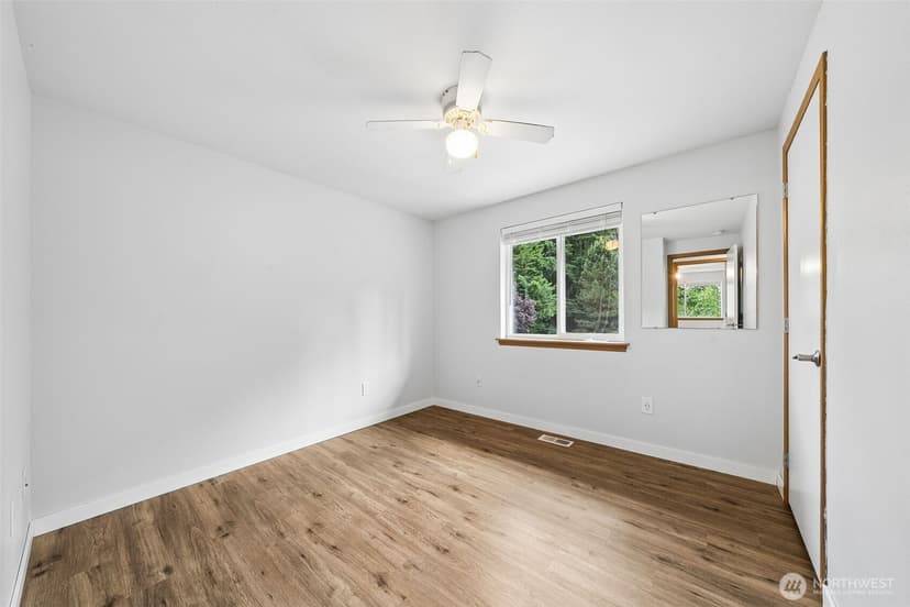 Property photo for 2111 22nd AVE SE, Puyallup photo 23