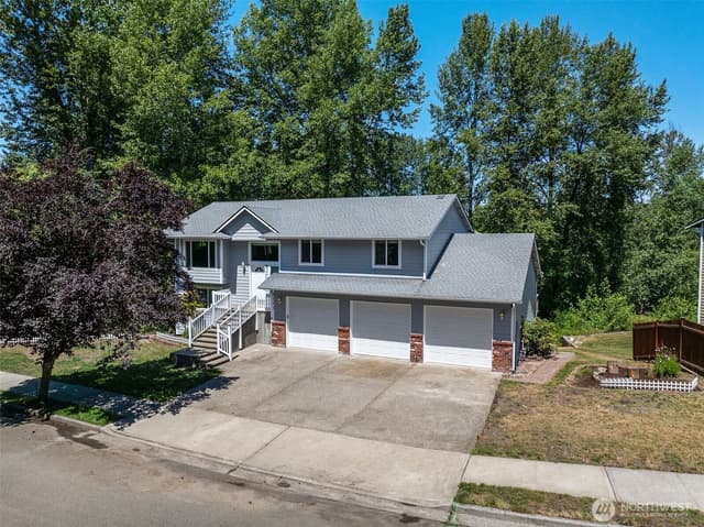 Property photo for 2111 22nd AVE SE, Puyallup