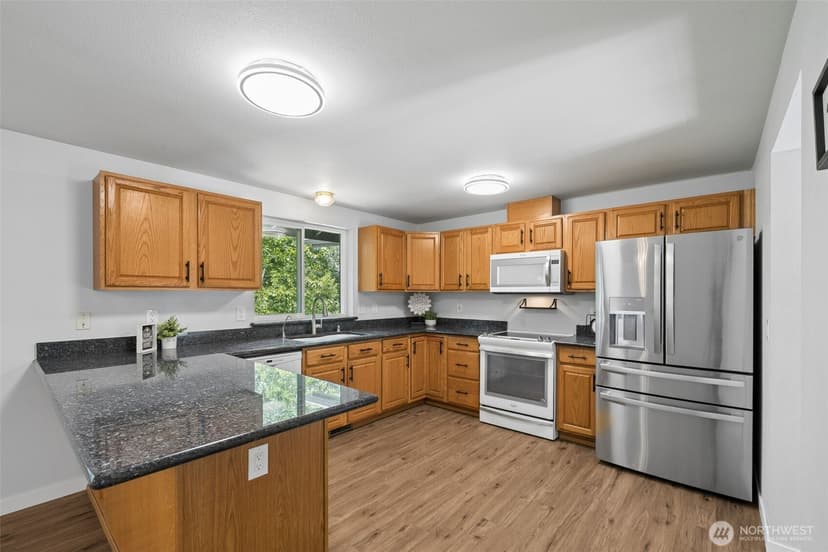 Property photo for 2111 22nd AVE SE, Puyallup photo 10