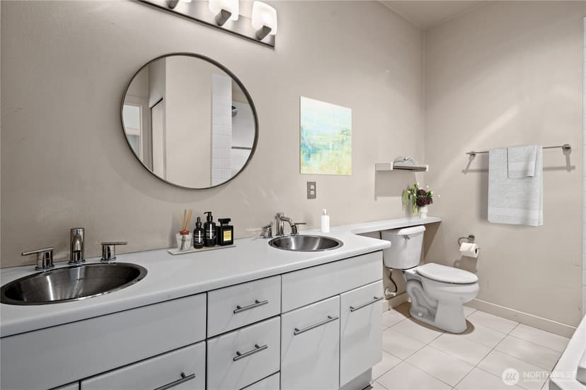 Property photo for 700 E Denny Way #603, Seattle photo 17