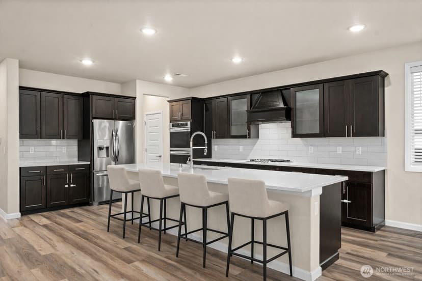 Property photo for 32709 Ash Avenue SE, Black Diamond photo 9