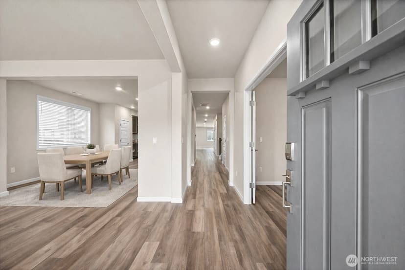 Property photo for 32709 Ash Avenue SE, Black Diamond photo 5