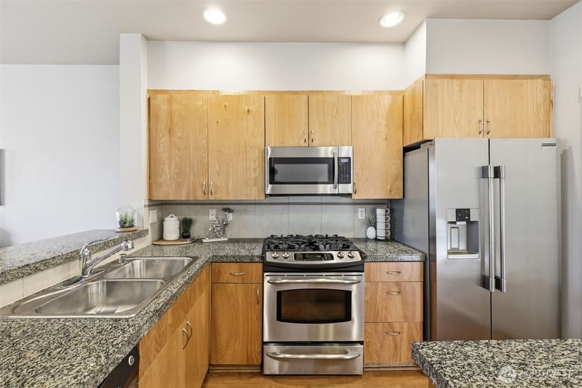 Property photo for 129 Cougar Ridge Rd NW #1404, Issaquah photo 8