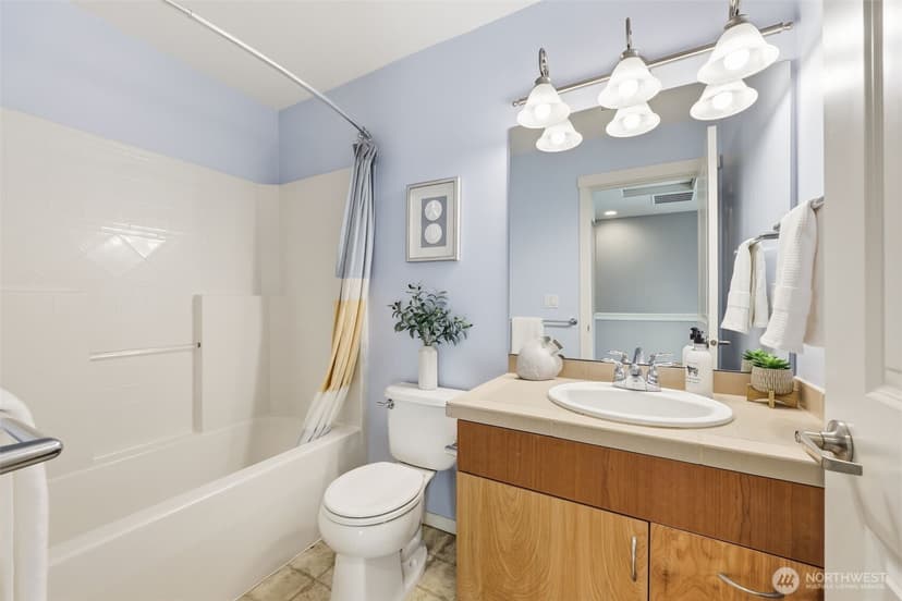 Property photo for 129 Cougar Ridge Rd NW #1404, Issaquah photo 19