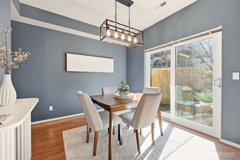 Property photo for 129 Cougar Ridge Rd NW #1404, Issaquah photo 5