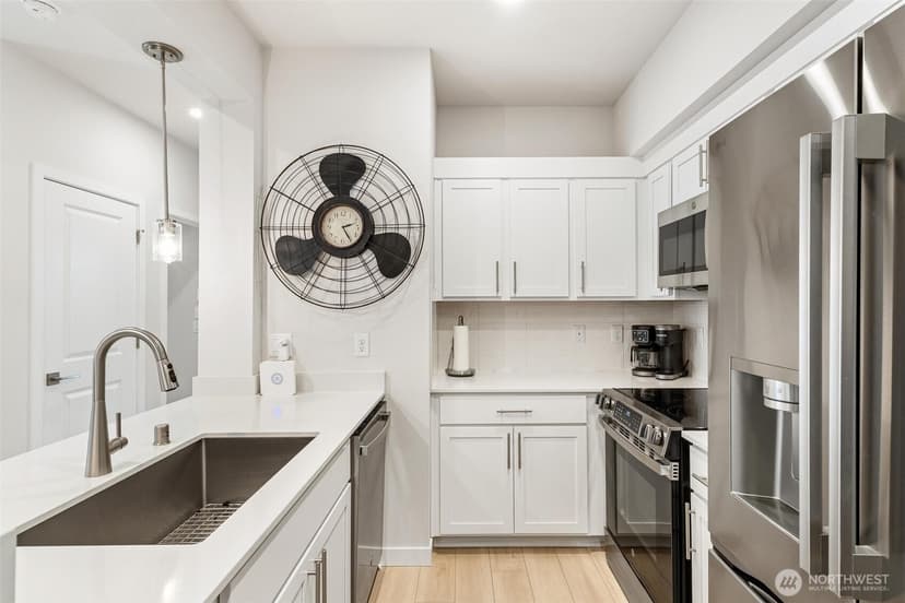Property photo for 1845 SE 12th Place #H-204, North Bend photo 8